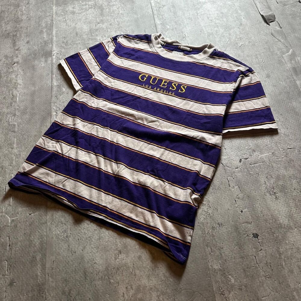 Guess Men's Blue and Navy T-shirt
